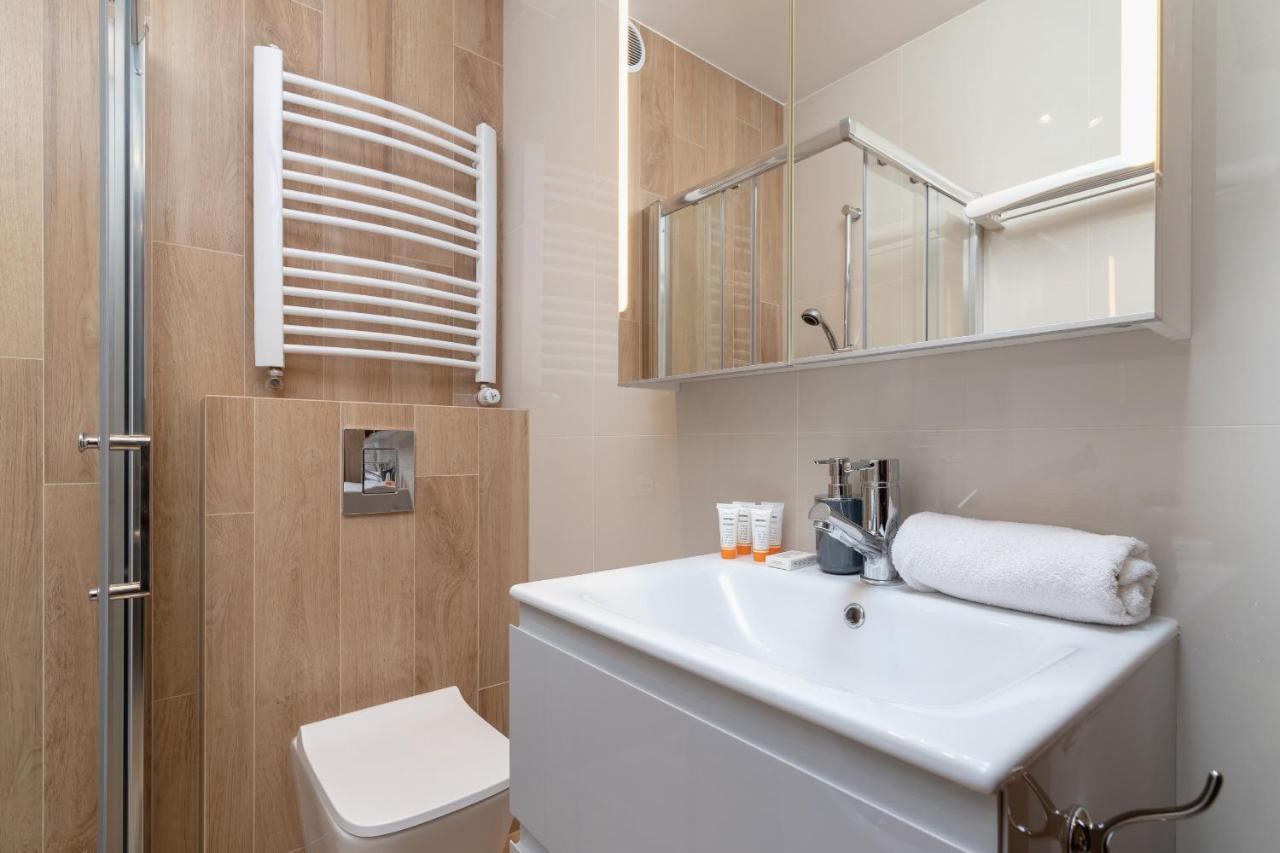 Business Apartment For Home Office Kolaczy Krakow By Noclegi Renters Dış mekan fotoğraf