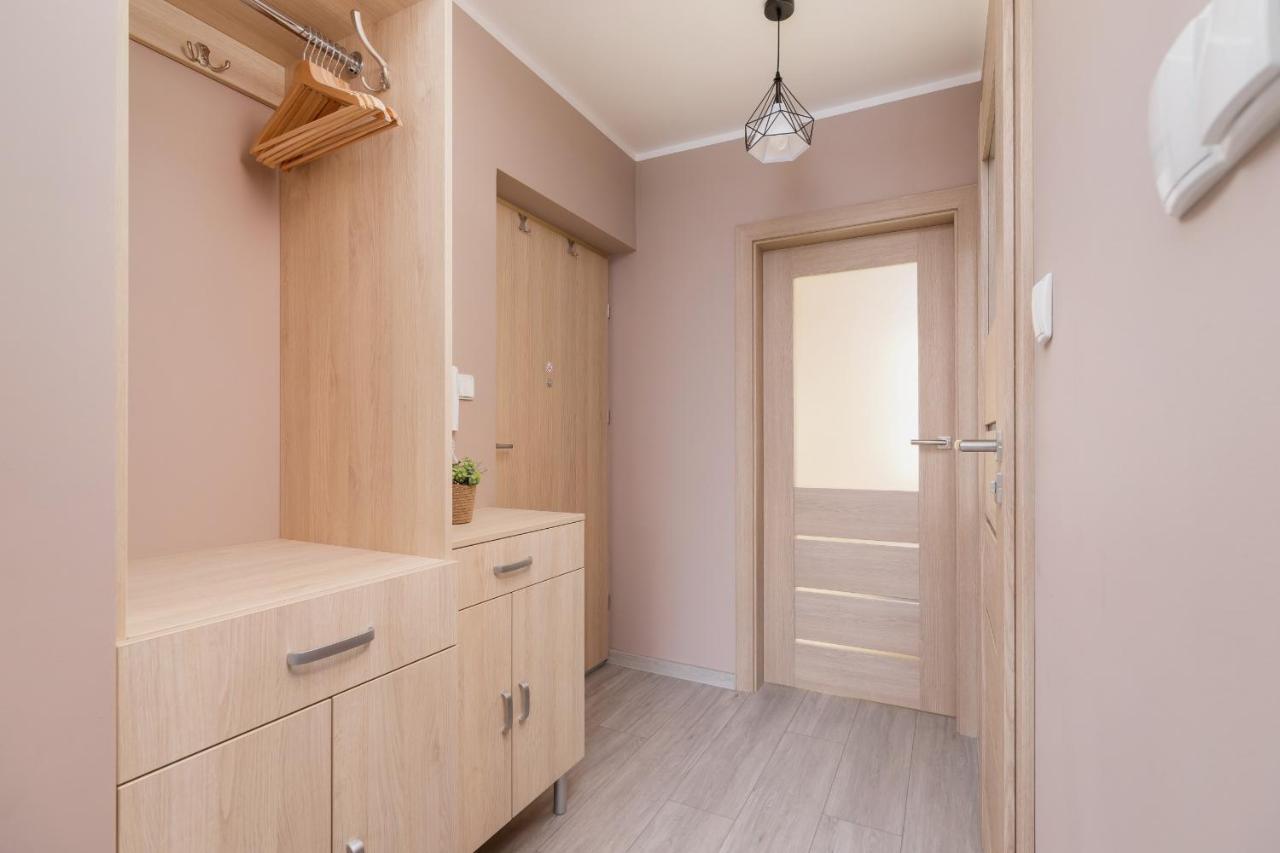 Business Apartment For Home Office Kolaczy Krakow By Noclegi Renters Dış mekan fotoğraf