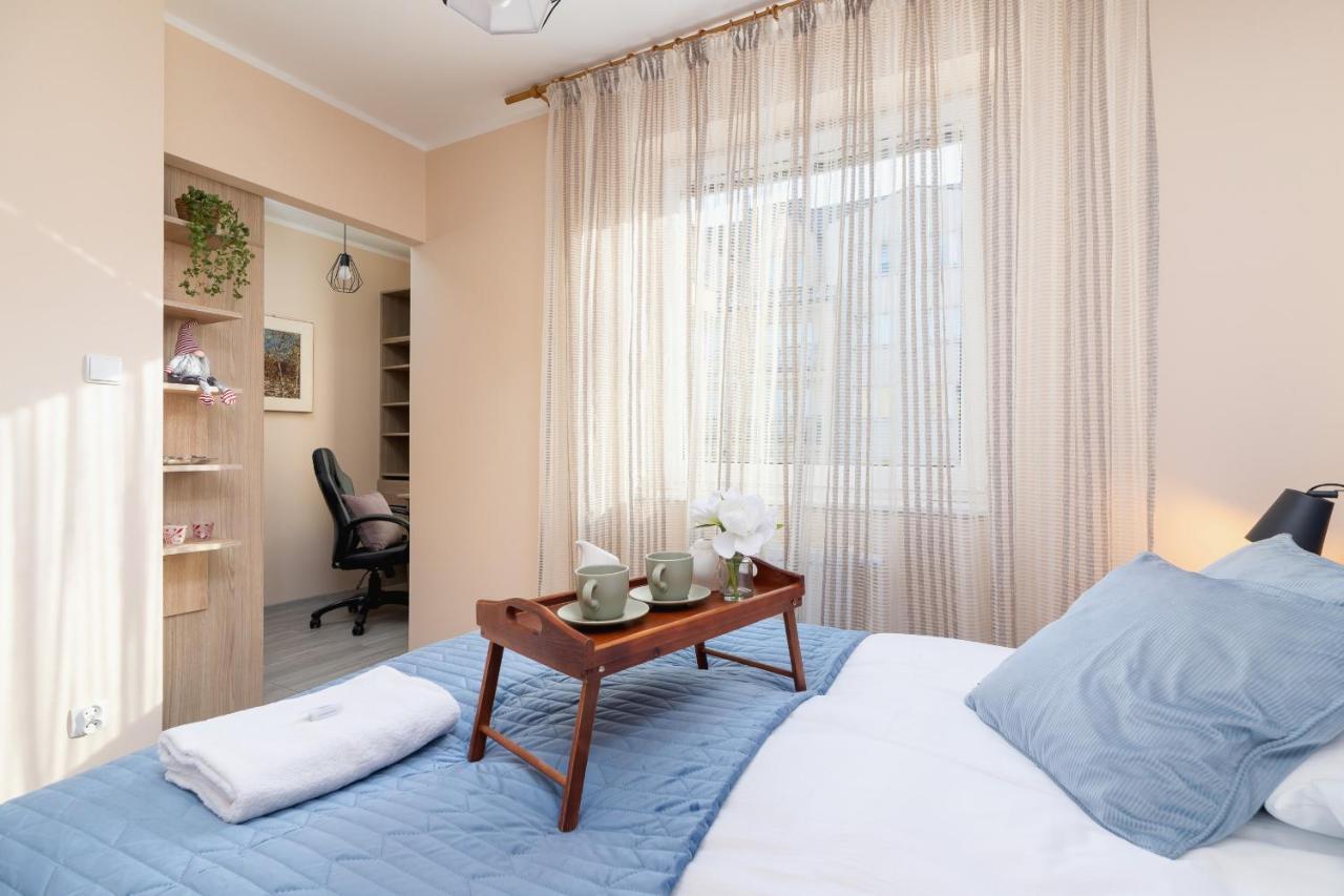 Business Apartment For Home Office Kolaczy Krakow By Noclegi Renters Dış mekan fotoğraf